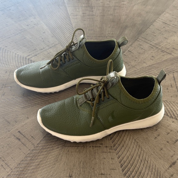 Nike Olive Green Women's Sneakers - Picture 1 of 8